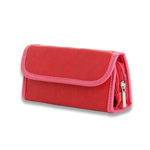 לוסי - תיק רחצה עם סט מניקור פדיקור וסט מברשות 12 חלקים