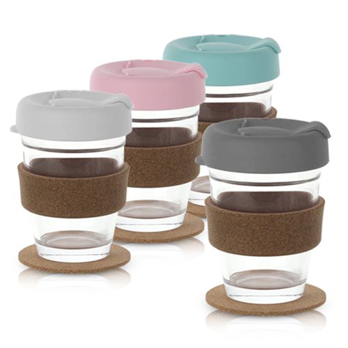 כוסות שתייה וספלים מעוצבים