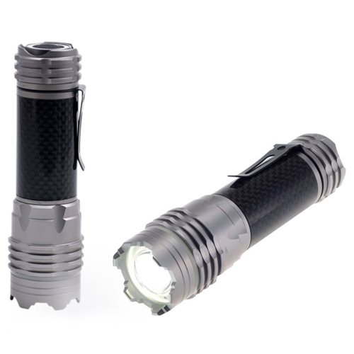 קרבון - לייט פנס CREE עוצמתי ממתכת וקרבון